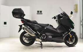 YAMAHA T-MAX 530 DX 2018 SJ15J