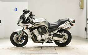 YAMAHA FZS1000 FAZER 2001 RN06