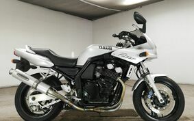 YAMAHA FZS600 FAZER RJ02