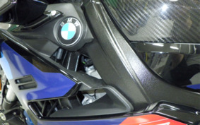 BMW M1000R 2023