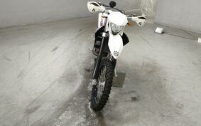 HUSQVARNA TE449 2011 不明