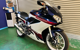 HONDA VFR800F 2019 RC79