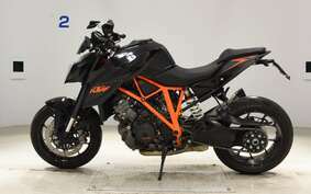 KTM 1290 SUPER DUKE R 2015 V3940