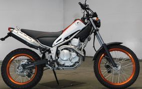 YAMAHA TRICKER DG16J