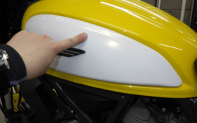 DUCATI SCRAMBLER ICON 2015