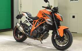 KTM 1290 SUPER DUKE R 2015 V3940