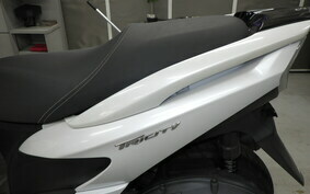 YAMAHA TRICITY 125 SE82J