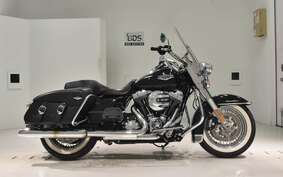 HARLEY FLHRC 1690 2013