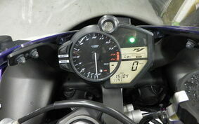 YAMAHA YZF-R1 2010