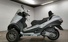 PIAGGIO MP3 250 RL M472