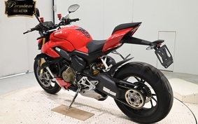 DUCATI STREETFIGHTER V4 S 2023