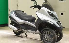 PIAGGIO MP3 250