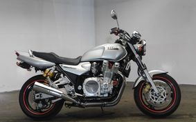 YAMAHA XJR1300 1999 RP01J