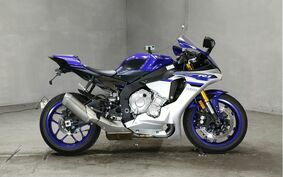 YAMAHA YZF-R1 2019 RN39