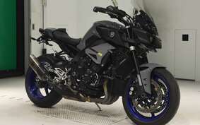 YAMAHA MT-10 2016