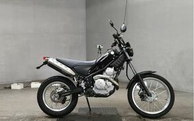 YAMAHA TRICKER DG16J