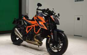 KTM 1290 SUPER DUKE R 2021