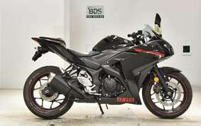 YAMAHA YZF-R25 RG10J