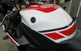 YAMAHA YZF-R1 2012 RN24J