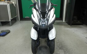 YAMAHA TRICITY 125 SE82J