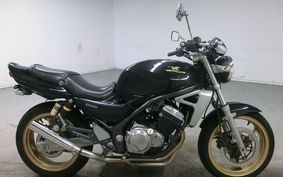 KAWASAKI BALIUS 250 Gen.2 2003 ZR250B