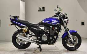 YAMAHA XJR1300 2000 RP03J