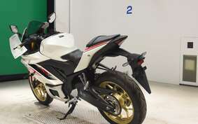 YAMAHA YZF-R3 2022 RH21J