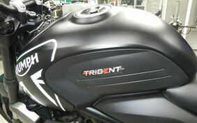 TRIUMPH TRIDENT 660 2021 GL10U3