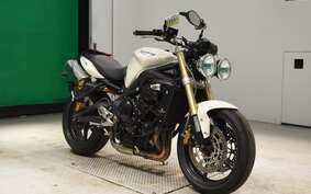 TRIUMPH STREET TRIPLE 2010 MD4066