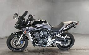 YAMAHA FZS1000 FAZER 2004 RN07N