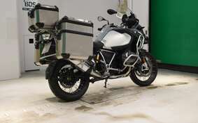 BMW R1250GS ADVENTURE 2021 0M11