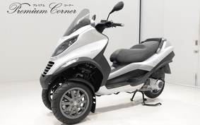 PIAGGIO MP3 250