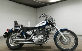 YAMAHA VIRAGO 250 S 3DM