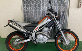 YAMAHA TRICKER DG16J