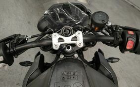 TRIUMPH STREET TRIPLE RS HDA61