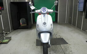 VESPA LX125