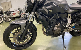 YAMAHA MT-07 2015 RM07J