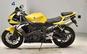 YAMAHA YZF-R6 2003 RJ05