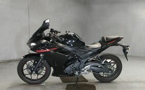 YAMAHA YZF-R25 RG10J