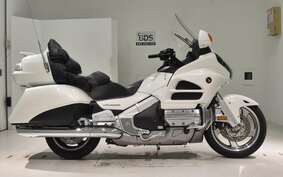 HONDA GL 1800 GOLD WING 2014 SC68