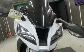 KAWASAKI ZX 10 NINJA R A 2012 ZXT00J