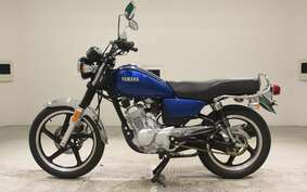 YAMAHA YB125SP