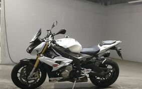 BMW S1000R 2015 0D02