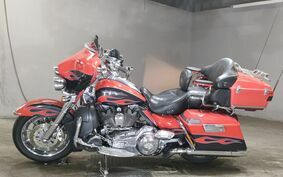 HARLEY FLHTCUSE 1800CVO 2010 PR8