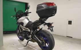 YAMAHA MT-09 A 2015 RN34J