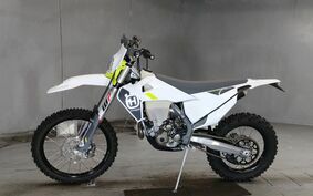 HUSQVARNA  FE350 UAA4