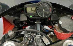 YAMAHA YZF-R1 2001 RN04