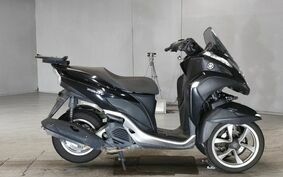 YAMAHA TRICITY 125 SE82J