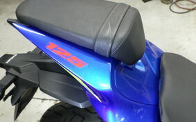 SUZUKI GSX-S125 DL32B