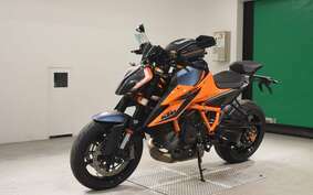 KTM 1290 SUPER DUKE R 2021 V3940